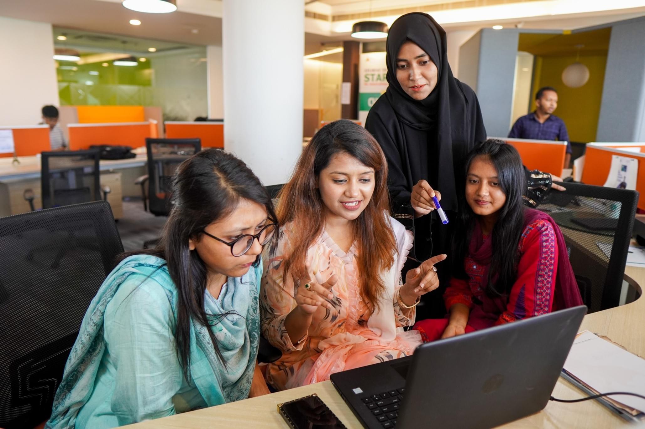 Second hand marketplace in Bangladesh